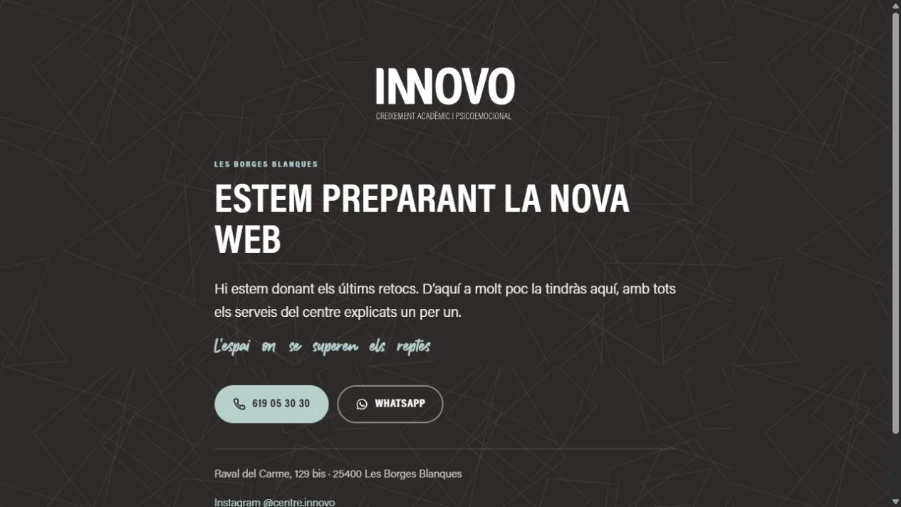 Página oficial de INNOVO con el aviso de preparación de su nueva web